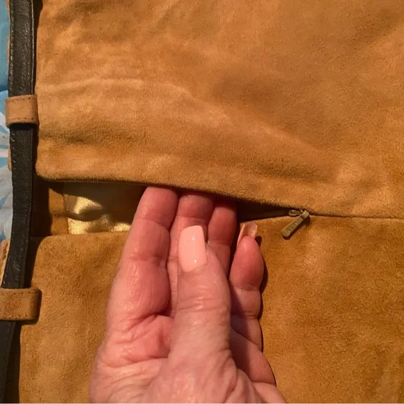 Genuine suede skirt by INC , with pockets and leather leather strip belt .. - Picture 7 of 11